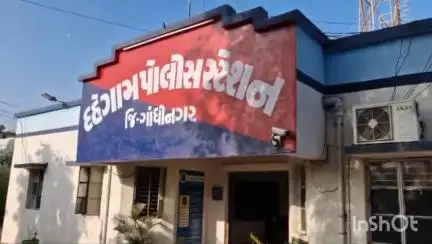દહેગામ: પાલૈયા પાસે કારે એક્ટિવાને ટક્કર મારતા બે લોકો ગંભીર રીતે ઘાયલ: પોલીસ ફરિયાદ નોંધાઈ