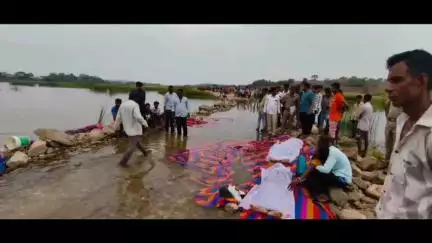 દેવગઢબારીયા: દેવગઢ બારીયાના ભથવાડા ખાતે નદીમાં ડૂબી જવાથી 2 યુવાનોના મોત