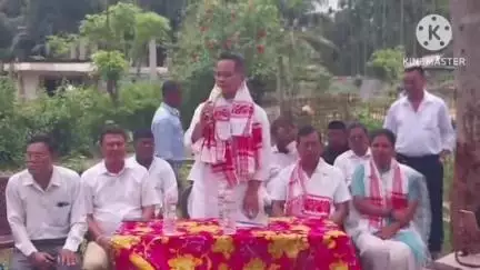 মৰিয়নি: সাংসদ গৌৰৱ গগৈ উপস্থিত হয় মৰিয়নিত , কেইবাটাও অঞ্চললৈ আগবঢ়াই সাংসদ পুঁজিৰ অনুদান