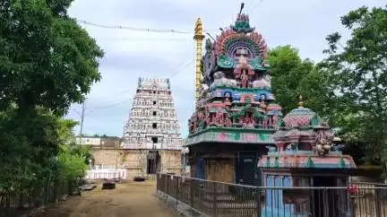 கும்பகோணம்: பட்டீஸ்வரம் தேனுபுரீஸ்வரர் கோவிலில் திருத்தேர் வெள்ளோட்டம் நடைபெற்றது
