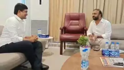 బద్వేల్: బద్వేల్  : నియోజకవర్గ ఇన్చార్జ్ రితేష్ రెడ్డి నివాసంలో మంత్రి కొండపల్లి శ్రీనివాస్ మహానాడు ఏర్పాట్లపై చర్చ
