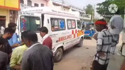 मेजा: #सड़कदुर्घटना सोनार के तारा पेट्रोल पंप के पास दो बाइक ओवर ट्रैक करने में भिड़े, टूटा पैर, इलाज के लिए भेजा गया अस्पताल।