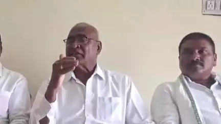 చిగురుమామిడి: మావోయిస్టుల ఎన్కౌంటర్ లపై విచారణ జరిపించాలి: చాడ వెంకట్ రెడ్డి