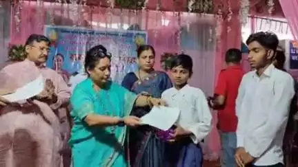 कोटद्वार: कोटद्वार विधानसभा के मेधावी छात्र-छात्राओं को सम्मानित कर विधानसभा अध्यक्ष ने बढ़ाया उत्साह