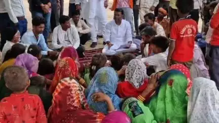गौरिहार: गৌরিহার क्षेत्र के विभिन्न गांवों में जन चौपाल लगाकर राजमंत्री ने सुनी लोगों की समस्याएं