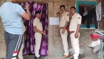 विजयीपुर: विजयीपुर थाना क्षेत्र में दो मामलों के अभियुक्तों के खिलाफ इश्तहार की कार्रवाई