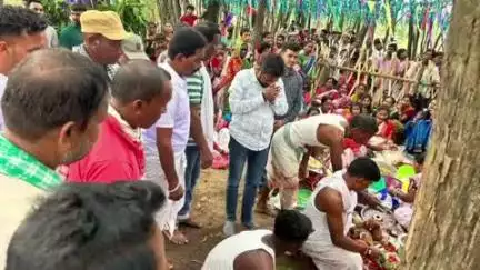 बहरागोड़ा: मानुषमुरिया, भंडारू और घाघरा में महामोड़े पूजा मनाई गई, विधायक समीर मोहंती भी हुए शामिल