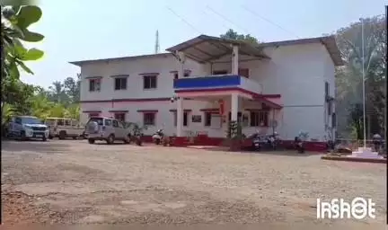 कणकवली: गिर्‍हाईक म्हणून आला आणि मोबाईल चोरून नेला : कणकवली शहरात पमाज सिटी सेंटर बाजूची घटना : पोलिसांची माहिती