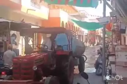 रानी: रानी में तापमान 42 डिग्री पहुंचा, नगरपालिका ने सड़कों पर दमकल और टैंकरों से किया पानी का छिड़काव #जन समस्या