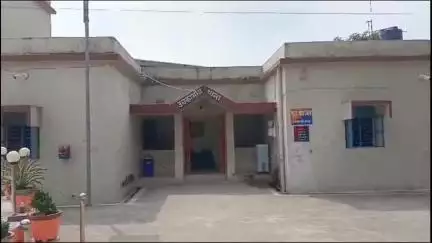 उचकागांव: उचकागांव थाना क्षेत्र के साथी गाँव में हिस्से के विवाद में महिला को पीटकर किया घायल