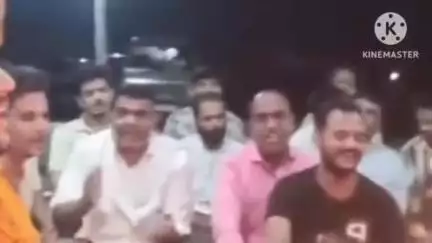 भदेसर: उदयपुर से भक्त पैदल पहुंचे मंडफिया, सांवलिया सेठ के मंदिर में किया भजन-कीर्तन, परिंडे बांटे, कल खुलेगा मंदिर का दानपात्र