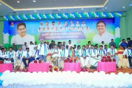 సంతనూతలపాడు: ఒంగోలు నియోజకవర్గ వైసిపి ఆత్మీయ సమావేశంలో పాల్గొన్న రాజ్యసభ సభ్యులు వైవి సుబ్బారెడ్డి