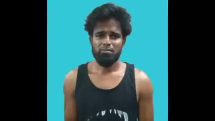 பொன்னேரி: குன்னமஞ்சேரியில் பசு மாட்டை சரக்கு வாகனத்தில் ஏற்றி திருட முயன்ற இருவர் கைது.