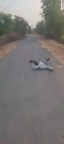 Gulganj road nkksjjjjjkkjwbhsid hdiiwbsiwh diwbndkkj