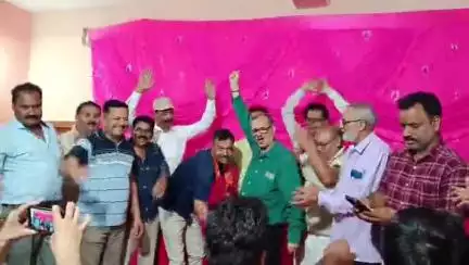 आज सत्संग भवन मे सर्व ब्राह्मण समाज की बैठक आहूत की गई जिसमे श्री काजू शर्मा को समाज का निर्विरोध अध्यक्ष चुना गया