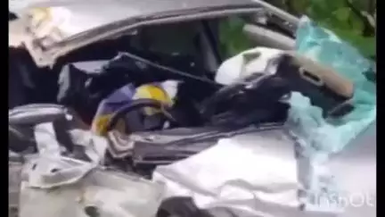 കോന്നി: മാമൂടിൽ കാർ തടി ലോറിയുമായി കൂട്ടിയിടിച്ച് അപകടം, തമിഴ്നാട് സ്വദേശിനിയായ 10 വയസുകാരി മരിച്ചു