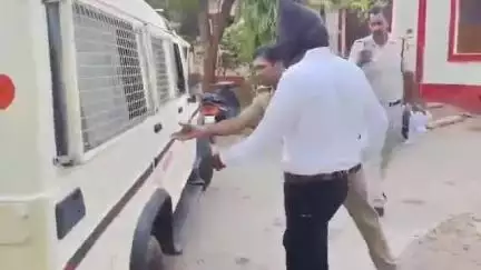 अशलील हरकत करने वाले बीजेपी नेता मनोहरलाल धाकड़ हाए गिरफ्तार #news24  #publicnews291024
