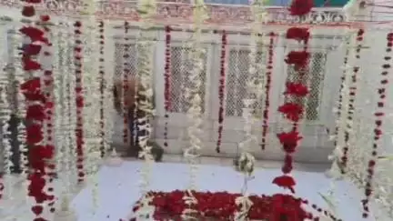 खुलताबाद: शहरात साधेपणाने साजरा झाला मुघल सम्राट औरंगजेब आलमगीर यांचा ३१८ वा उरूस