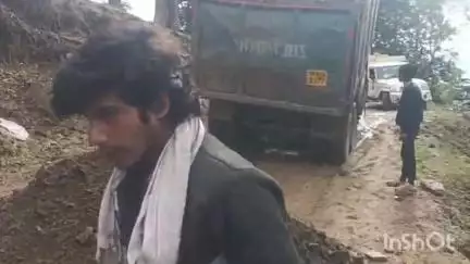 चिड़गांव: लडोट से डोडरा क्वार सड़क मार्ग पर हो रहे कार्य में, स्थानीय लोगों ने उठाए सवाल #jansamasya