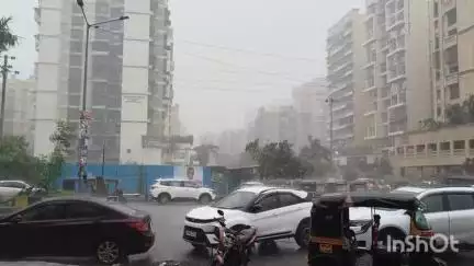 उरण: उरण आणि उल्वे परिसरात मुसळधार पाऊस