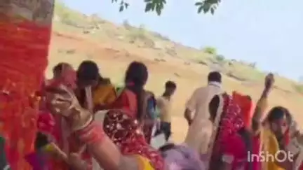 पिपरा: हरिहरगंज व पीपरा प्रखंड की सुहागिन महिलाओं ने पति की लंबी आयु के लिए की वट सावित्री पूजा