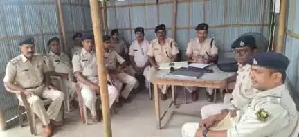 कटिहार जिला के मुफ्फसिल थाना परिसर में थानाध्यक्ष की उपस्थिति में सभी अनुसन्धानकर्ता को कंप्यूटर संबंधित प्रशिक्षण दिया जा रहा है, जिसका अंचल पुलिस निरीक्षक 'ब' द्वारा औचक निरीक्षक कर आवश्यक दिशा-निर्देश दिया गया I