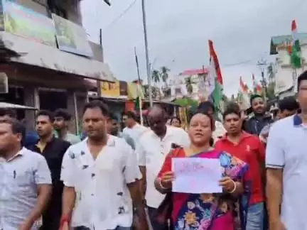 সীতাই: সিতাইয়ে ধর্ষণকারীদের ফাঁসির দাবিতে তৃণমূল কংগ্রেসের বিক্ষোভ ও মিছিল