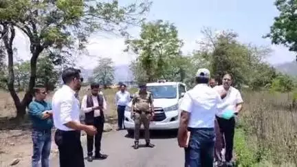 कोटद्वार: जिलाधिकारी ने कोटद्वार में किया नंदीशाला और सीवेज प्लांट का निरीक्षण