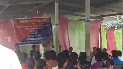 মাথাভাঙা ২: ঘোকসাডাঙা থানার পুলিশের উদ্যোগে পারাডুবি সংলগ্ন এলাকায় সচেতনতামূলক আলোচনা সভার আয়োজন, উপস্থিত SDPO