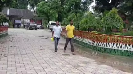 তুফানগঞ্জ ১: তুফানগঞ্জ ১ BDO অফিসের সামনে থেকে টোটো চুরির ঘটনায় চাঞ্চল্য, থানার দ্বারস্থ টোটো চালক