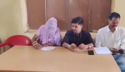 मासलपुर: रतियापुरा सरपंच गीता मीना के निलंबन के बाद उपसरपंच प्रीति मीना ने कार्यभार ग्रहण किया, हुआ स्वागत