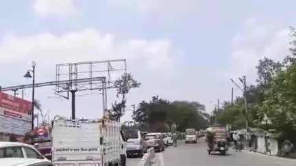 सोरांव: फाफामऊ बाईपास से लेकर गंगा पुल तक लगा भीषण जाम, घंटों जाम में परेशान हुए राहगीर