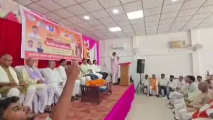 इटवा: इटवा के शिवम् मैरेज हॉल में अहिल्याबाई होल्कर स्मृति अभियान के तहत विधानसभा पंचायत प्रतिनिधि सम्मेलन का आयोजन हुआ