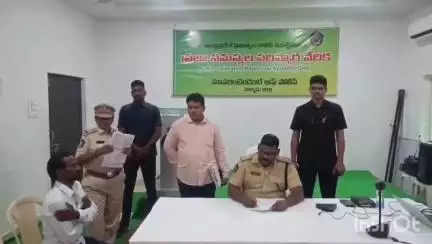 పల్నాడు జిల్లా పోలీస్ కార్యాలయంలో 75 ఫిర్యాదులు : జిల్లా ఎస్పీ శ్రీనివాసరావు