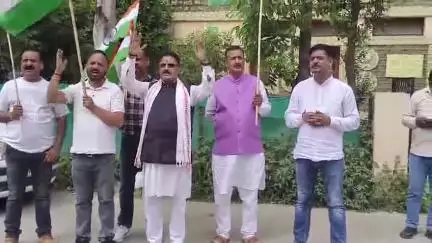 बल्ह: भड़याल वार्ड में तिरंगा यात्रा का आयोजन, जिसे सेना को समर्पित किया गया