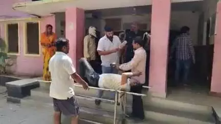डलमऊ: डलमऊ ऊंचाहार मार्ग पर गयादीन स्कूल के पास ओमनी की टक्कर से बाइक सवार गंभीर रूप से घायल