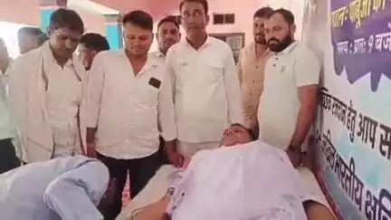 राशमि: बारू में अखिल भारतीय क्षत्रिय नायक महासभा द्वारा रक्तदान शिविर का किया गया आयोजन, 60 यूनिट हुआ रक्तदान