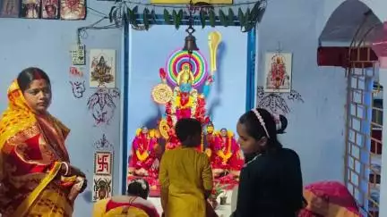 বলরামপুর: বলরামপুর মহাশ্মশানে ফলহারিণী কালীপূজা উপলক্ষে বিশাল কলস যাত্রার আয়োজন