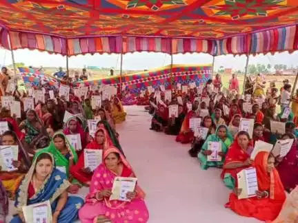 घाट कुसुंभा: शेखपुरा जिले में महिला संवाद कार्यक्रम से ग्रामीण महिलाओं को मिला सशक्त मंच, योजनाओं की मिली विस्तृत जानकारी