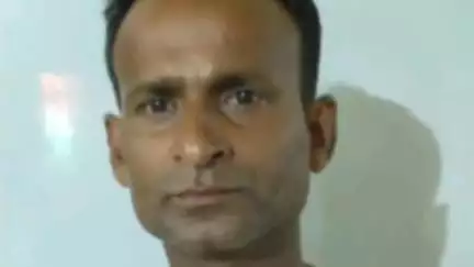बलिया: बलिया पुलिस ने मारपीट मामले में फरार दो NBW वारंटी मसुुरचक्र को किया गिरफ्तार