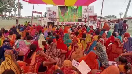 घाट कुसुंभा: सोमवार को घाट कुसुंभा प्रखंड में भी महिला संवाद कार्यक्रम का उत्सवपूर्वक शुभारंभ किया गया
