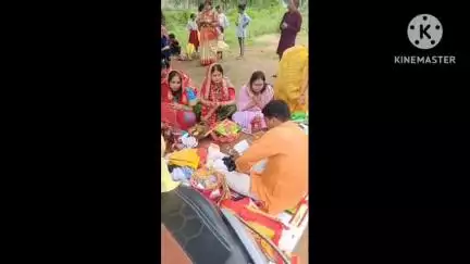 चलकुशा: बरकट्ठा में सुहागिन महिलाओं ने वट सावित्री व्रत के अवसर पर पूजा की