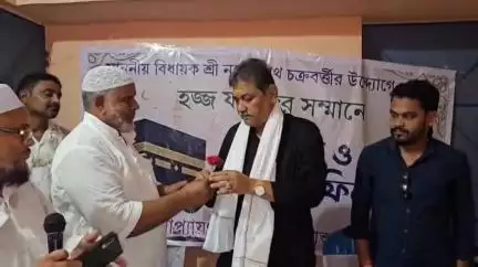 পাণ্ডবেশ্বর: পাণ্ডবেশ্বর বিধানসভার হজ যাত্রীদের সম্মাননা জ্ঞাপন বিধায়ক নরেন্দ্রনাথ চক্রবর্তীর