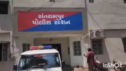 સંતરામપુર: કણજરા ગામે મોટરસાયકલ વાહન સાથે અકસ્માત સર્જાયો બાઇક ચલક ને સામાન્ય ઇજા પહોંચી સારવાર ખસેડવામાં આવ્યો