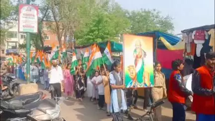 बिजौलिया: बिजौलिया में ऑपरेशन सिंदूर की सफलता और सैनिकों के सम्मान में तिरंगा यात्रा का आयोजन किया गया