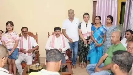 ছয়গাঁও: ৰঙিয়াত ৰাইজৰ বিভিন্ন অভাৱ অভিযোগ   আৰু সমস্যাৰ বুজ লয় বিধায়ক ভৱেশ কলিতাই