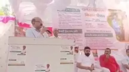 आलापुर: मिश्रौलिया में किसान चौपाल का हुआ आयोजन, संयुक्त कृषि निदेशक ने तकनीकी खेती पर दिया जोर