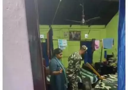 ठाकुरगंज: ठाकुरगंज शहर के वार्ड नंबर 8 में अज्ञात चोरों ने चोरी की, पुलिस जांच में जुटी