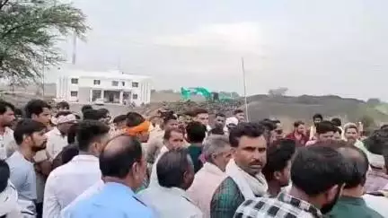 केसली: महाराजपुर में युवक की संदिग्ध मौत, परिजनों ने जताई हत्या की आशंका, हाइवे पर लगाया जाम