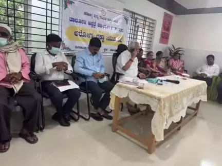 ಹಳಿಯಾಳ: ತಾಲ್ಲೂಕಾಸ್ಪತ್ರೆಯಲ್ಲಿ ಶಾಸಕ ದೇಶಪಾಂಡೆ ಅಧ್ಯಕ್ಷತೆಯಡಿ ಆರೋಗ್ಯ ರಕ್ಷಾ ಸಮಿತಿ ಸಭೆ, ಉತ್ತಮ ಸೇವೆಗೆ ಸೂಚನೆ